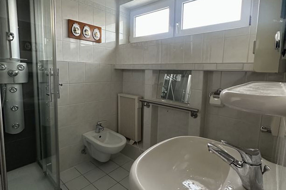 Wohnung 2.OG in Leichlingen - Badezimmer