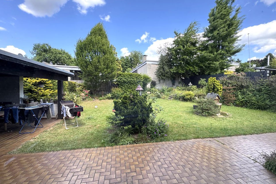 1-2-Familienhaus-Haan-Terrasse