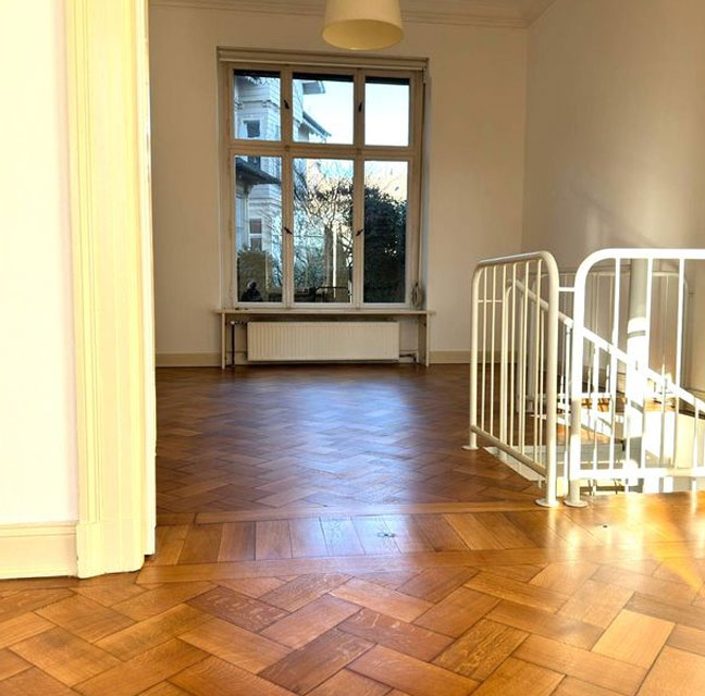 Schöne Aussicht Immobilien-Immobilie Roonstrasse- Wohnzimmer