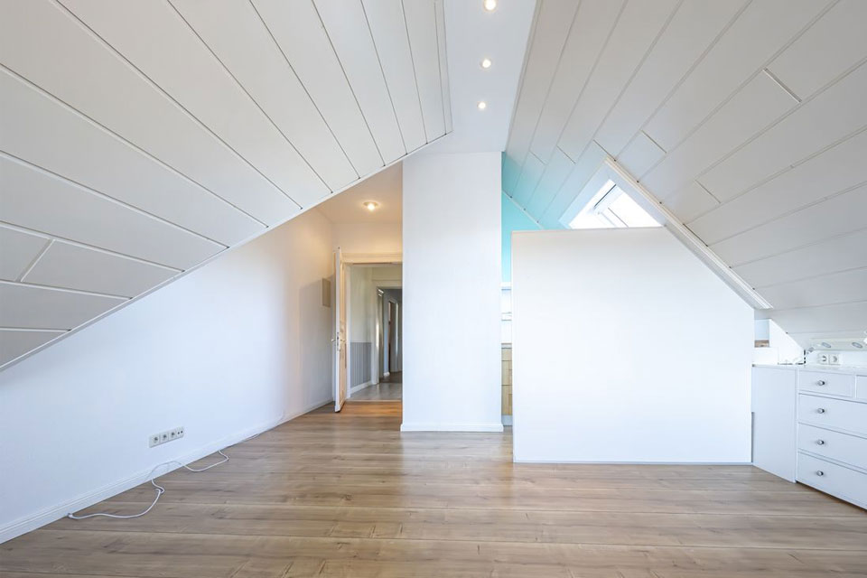 Schöne Aussicht Immobilien-Immobilie Briller Viertel Wuppertal - Appartment Blick zur Kueche
