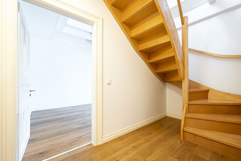 Schöne Aussicht Immobilien-Immobilie Briller Viertel Wuppertal - Aufgang zum Atelier