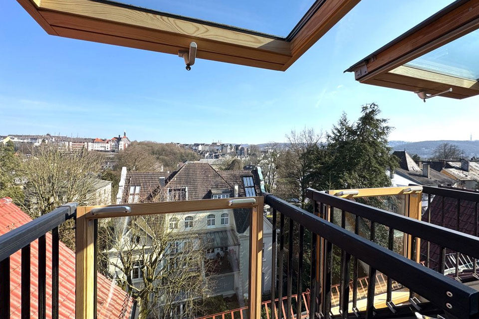 Schöne Aussicht Immobilien-Immobilie Briller Viertel Wuppertal - Dachfensterbalkon