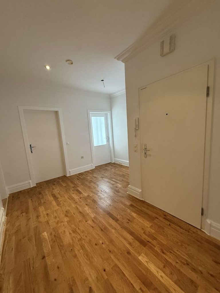 Schöne Aussicht Immobilien - Etagenwohnung Barmen - Flur