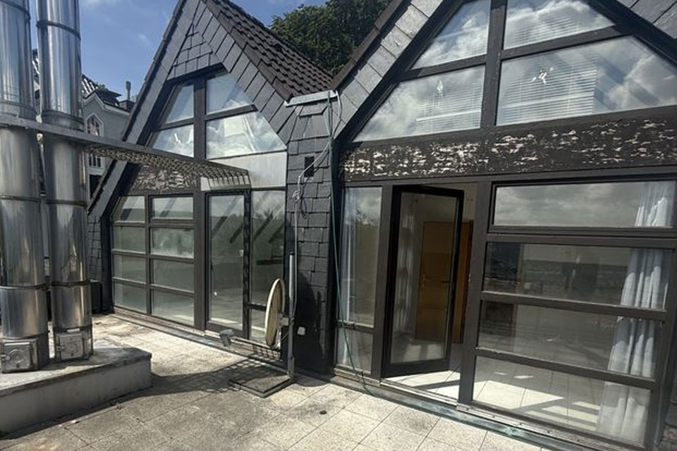 Schoeneaussicht Immobilien
Penthousewohnung im Briller Viertel Terrassenzugang